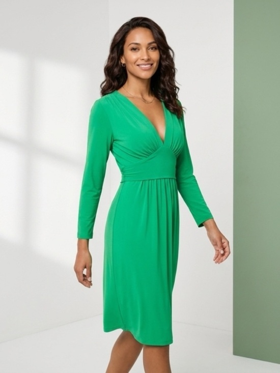 Olian Dresses & Skirts - Olian Emerald Green V Neck Dress Long Sleeve Empire Waist Midi XS